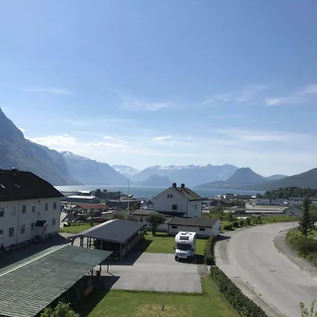 Ferienwohnung Andalsnes Gustehouse Exterior foto