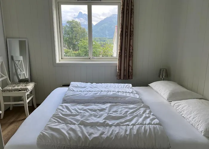 Andalsnes Gustehouse